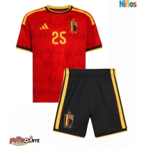 Camiseta Bélgica Nathan Ngoy #25 Primera Equipación para niños Mundial 2026 manga corta (+ pantalones cortos)
